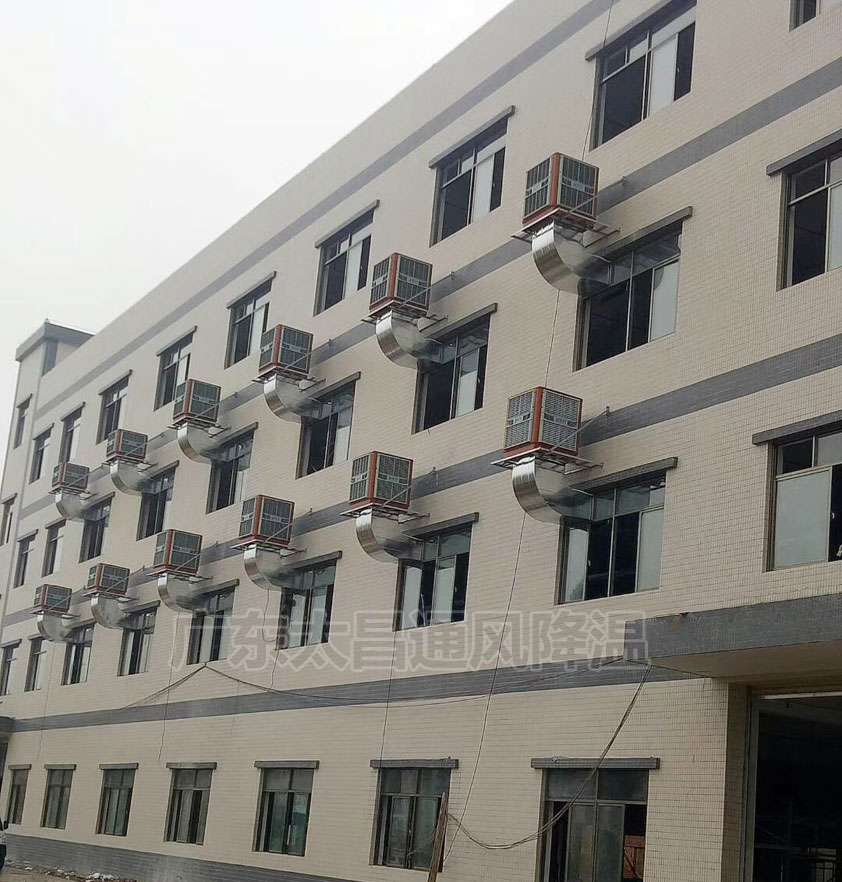 潤東方環(huán)?？照{(diào) 實(shí)力打造省電廠房通風(fēng)降溫