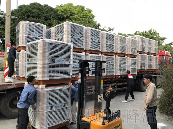 潤東方環(huán)?？照{(diào)告訴您車間需要什么樣的降溫設(shè)備