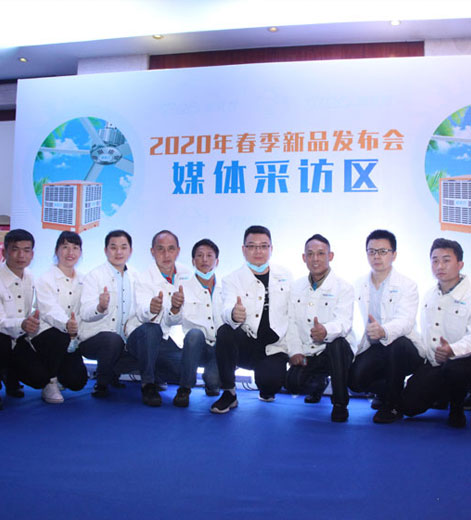 大型車間采用負(fù)壓風(fēng)機(jī)和環(huán)?？照{(diào)通風(fēng)降溫的特點(diǎn)